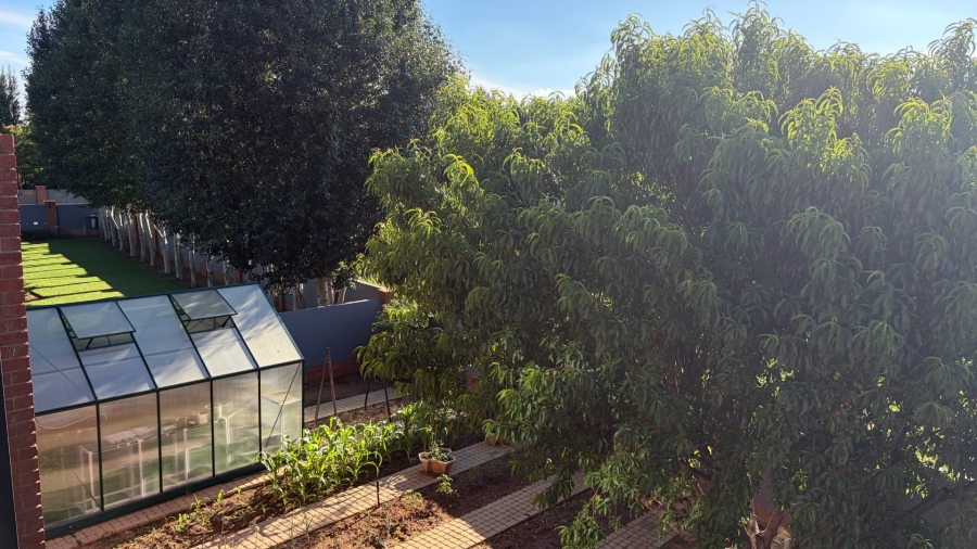 4 Bedroom Property for Sale in Grimbeeck Park North West